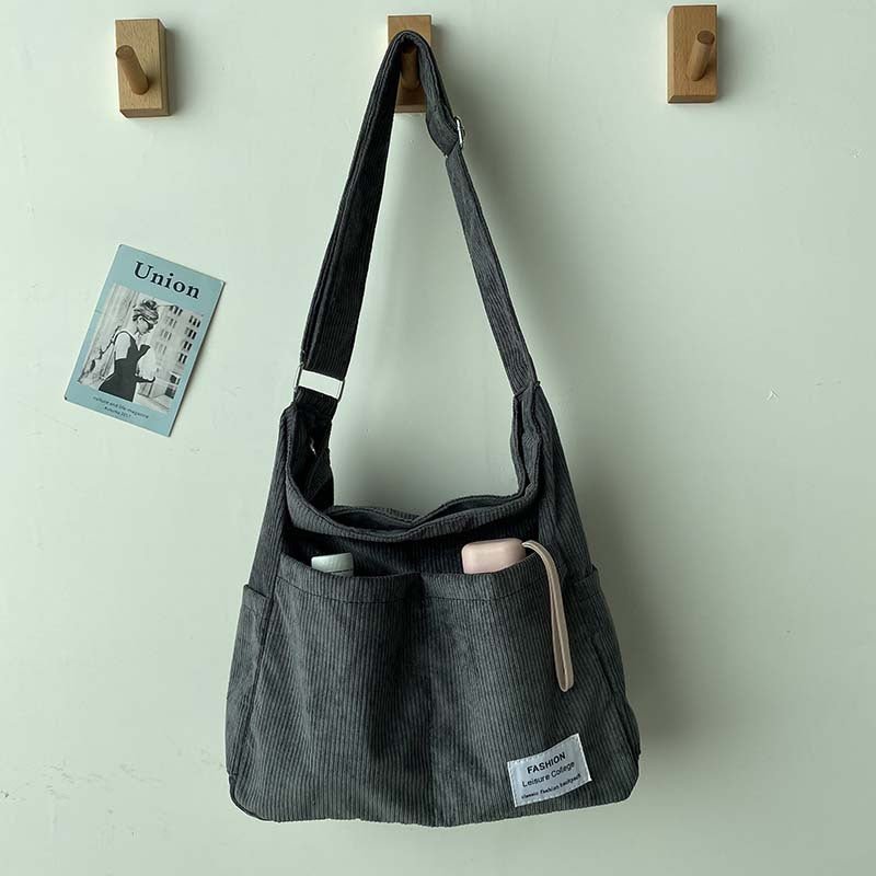 Skuldertaske til dame i canvas med corduroy detaljer - My Store