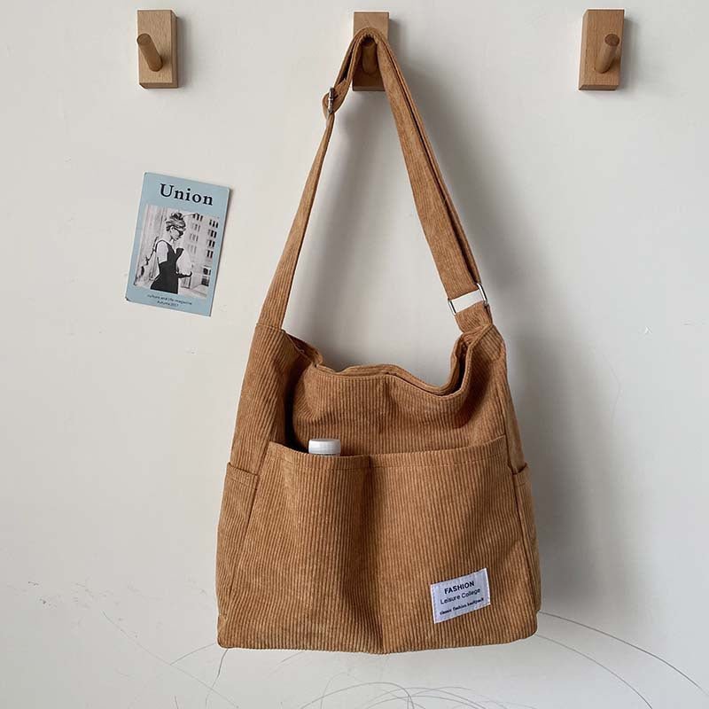 Skuldertaske til dame i canvas med corduroy detaljer - My Store